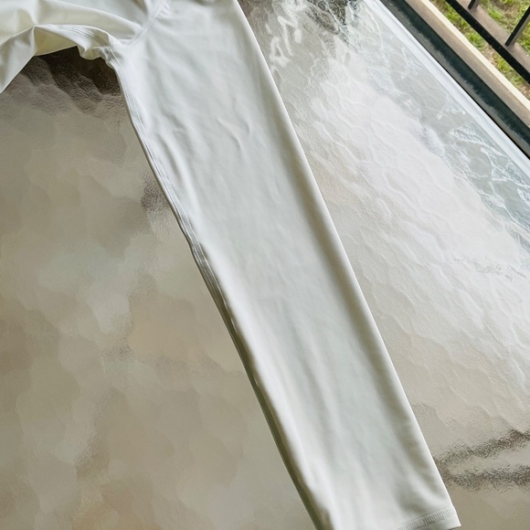 Athletic top - Picture 11 of 16